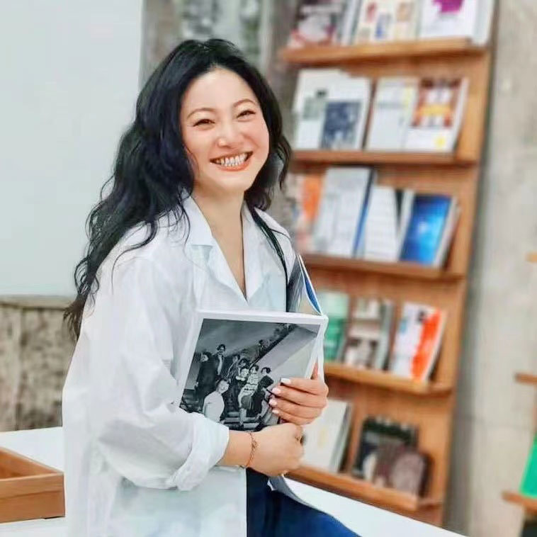 莱佛士设计学院学生故事 | 纱与墙，一位设计师的双重身份探索